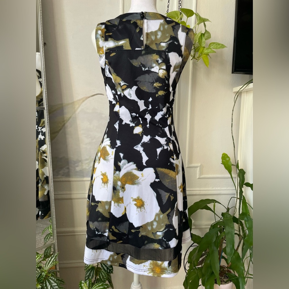 ZULEYKA RIVERA FLORAL MINI DRESS 🫦 - Picture 3 of 9